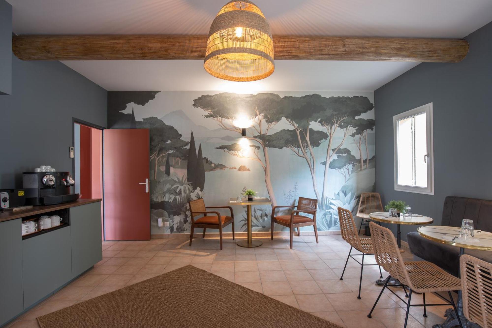 La Perna Hotel 3*